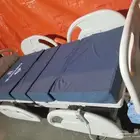 سرير طبي كهربائي