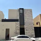 للبيع فلل جديده قيد التشطيب بحي الرمال
