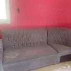 كنبه كبيرة وممتازة