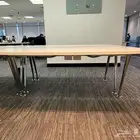 طاولات مكاتب للبيع