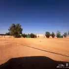 للبيع استراحه زراعيه مسوره غرب عثمر بكامل محتوياتها