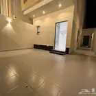 فله للبيع قريب من خدمات وممشى