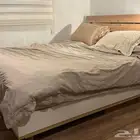 غرفة نوم سرير 180 مع المطرح وتسريحه و2 كومدي ودلاب كورنر