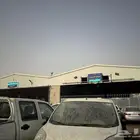 للبيع 4 ورش بحي العزيزية بصناعية الموسى