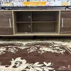 طاوله شاشه وكنب للبيع