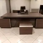 مكاتب كراسي دولاب خشب دولاب