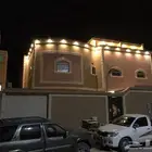 للبيع فيلا درج صالة مع شقتين في حي أحد مخطط الجوهره