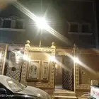 الان للبيع فله دور وثلاث شقق مميزة