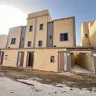 ادوار بصك للبيع ارضيه وعلويه مع ملحق موقع ممتاز بالدار