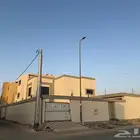 للبيع فيلا درج داخلي