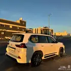 لكزس LX 2018