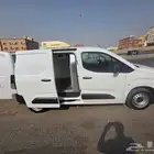 للتنازل بيجو بارتنر 2022 ديزل( ثلاجة )