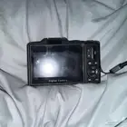 كاميرا ديجيتال 4K بعدسة لنس احترافية