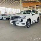 لاندكروزر 2025 L4 اصفار