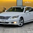 لكزس - LS460 L - 2010 - ممشى قليل فل كامل ( بحالة الوكاله )