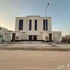 للبيع ادوار حي الجنادرية ( مخطط غصون )