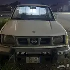 ددسن نيسان موديل 1999 تحمل لوحة مميزة