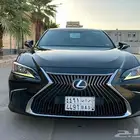 لكزز 300 هايبرد