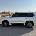 لكزس ال اكس 2021