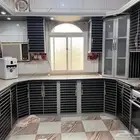 دولاب مطبخ متين وكبير