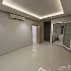 شقة للإيجار من فلة مع سطح خاص . الرياض حي العارض 47.000