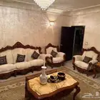 3طقوم كنب مع الستاير والطاولات