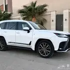 لكزس 2022 LX سعودي بحالة الوكاله