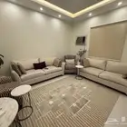 كنب للبيع مع طاولات التقديم والزولية