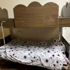 غرفة نوم سريرين علوية وملحقاتها