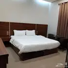 شقق وغرف مفروشة للاجار الشهري