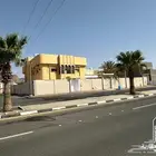 للبيع فله دورين   ارض مسوره بحي الورود