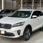 للبيع كيا سورنتو 2020 نص فل ديزل 7 مقاعد نظيف