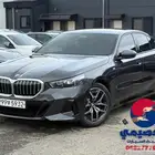 مملوكة لدى العصيمي قيد الشحن _ BMW 520i MKIT _2024