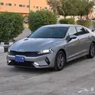 كيا 2023 K5 بحالة الوكالة