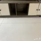 طاولة تلفاز الطول متر و ثلاثين