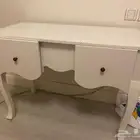 طاولة سعر الشراء 500 سعر البيع 150