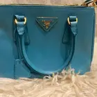 للبيع شنطة برادا اصلية