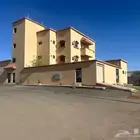 للبيع دور و4 شقق بحي الضاحية