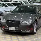 كرايسلر c300  موديل 2023 ماشي 54000