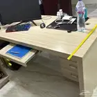 مكتب كامل للبيع بحالة الحديد