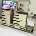 غرفة نوم بدون دولاب