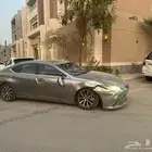 لكزس هايبرد 2020 ES مصدومه