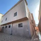 عماره في باقدو بمساحه كبيره