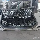 صدام و شبك و لحية جيب لكزس 2018 لون أبيض عليه حماية