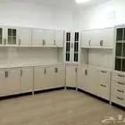 Carpenter for dismantling and assembling home furniture