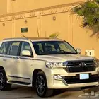 توتويا. لاند كروزر VXRبريمي