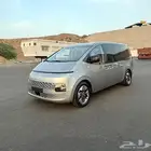 هونداي استاريا 2022 ديزل 12 راكب شبه جديد للبيع