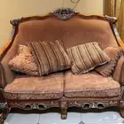 طقم كنب كلاسيكي مع ملحقاته