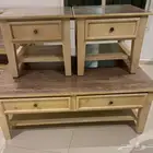 للبيع طاولات خشب ثقيل وقوي