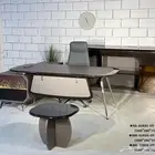 مكاتب كراسي جلد دولاب خشب دولاب حديد.